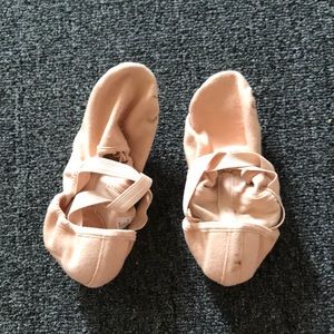 Ballet shoes